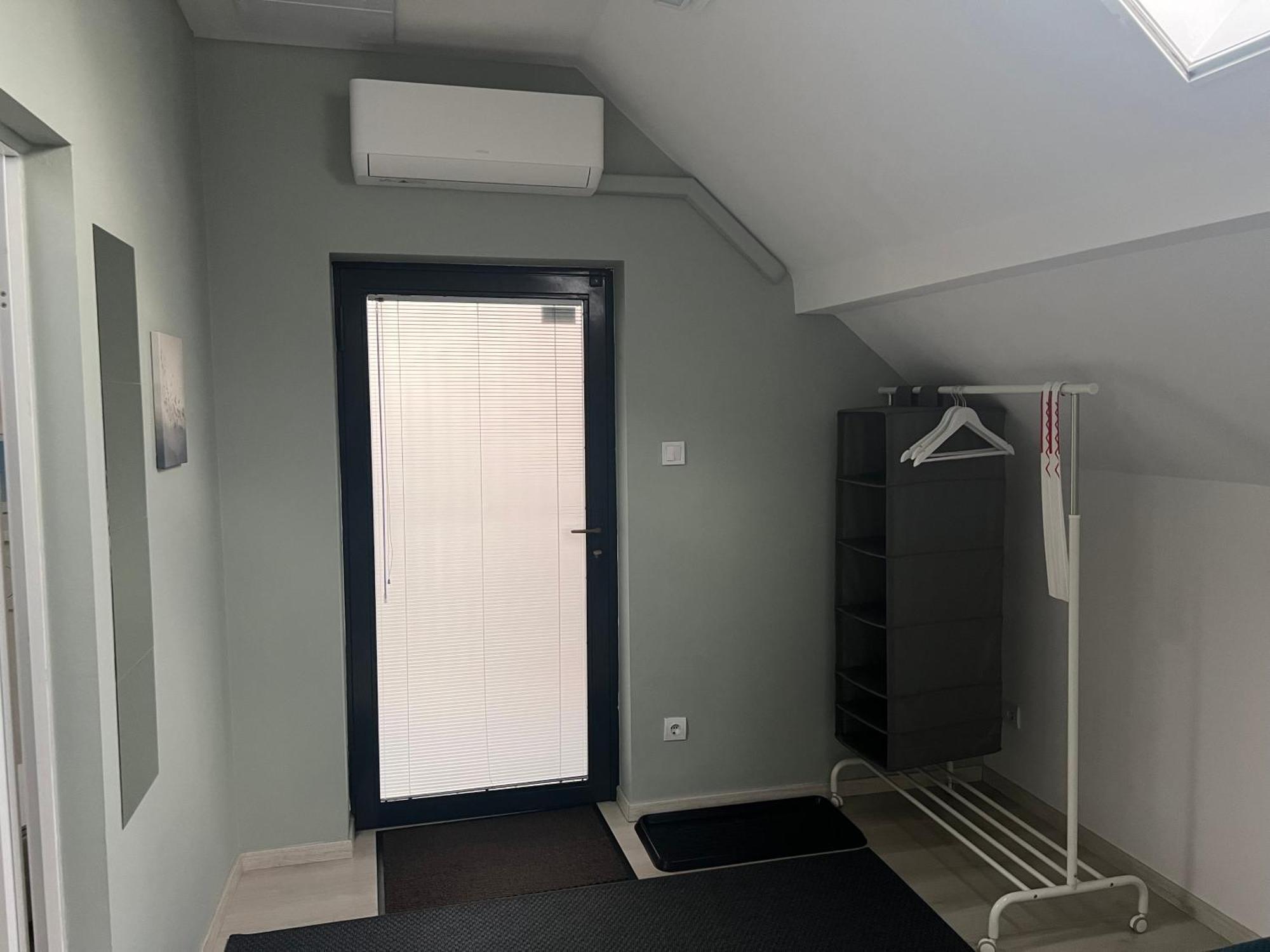 Buekkoes Apartman Apartment เซนเทนแดร ภายนอก รูปภาพ