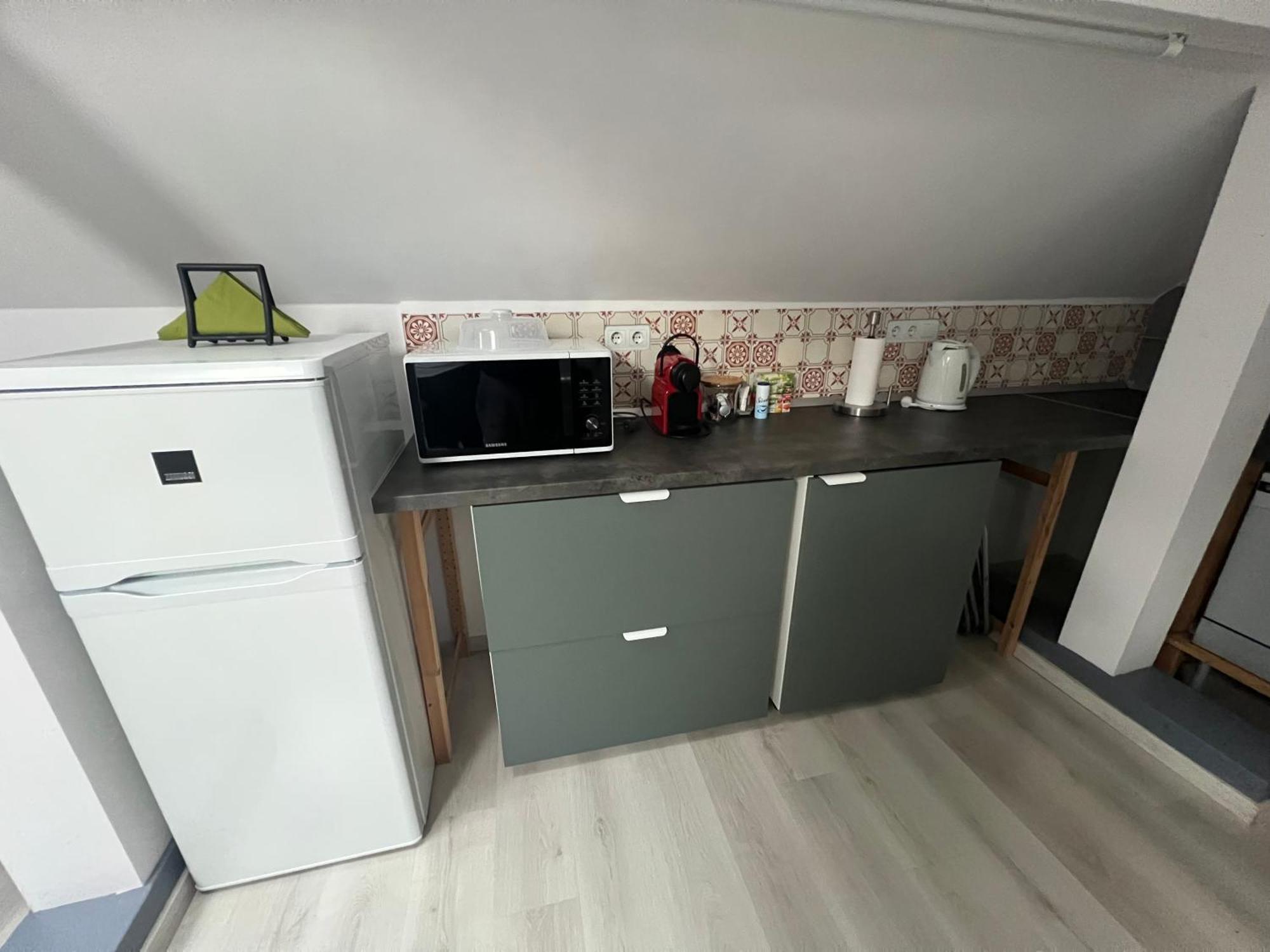 Buekkoes Apartman Apartment เซนเทนแดร ภายนอก รูปภาพ